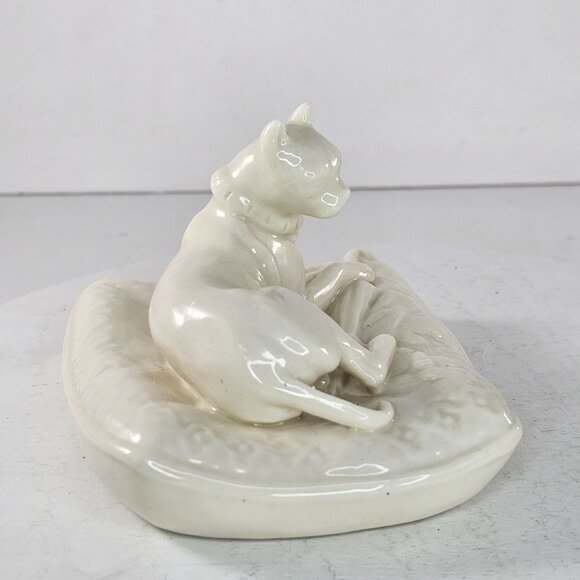 Belleek Pottery Boxer Dog Figurine On Cushion Pillow Porcelain Ireland Vintage - Picture 3 of 11